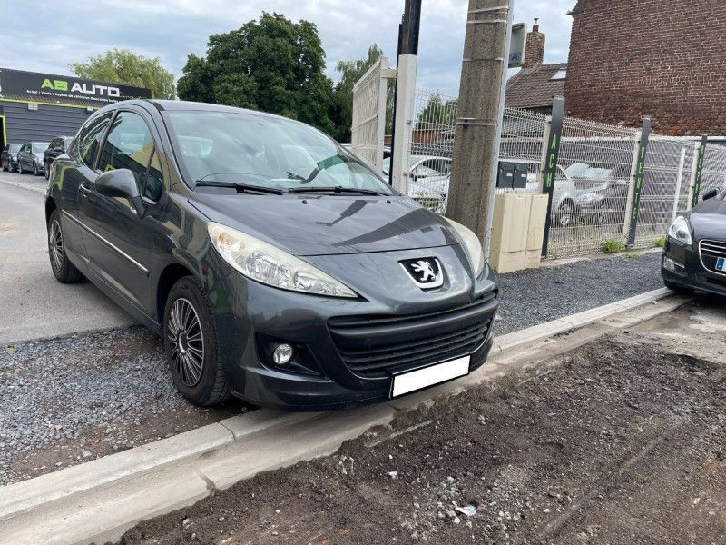 Peugeot 207 1.4 ACCESS 75 CH 3P