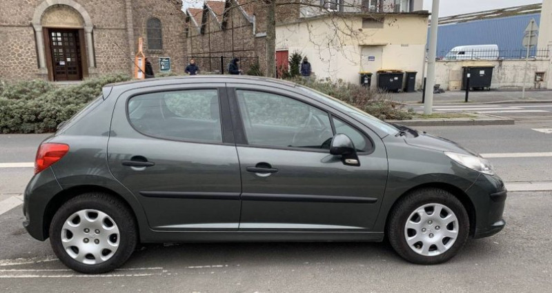 Peugeot 207 1.4 HDi70 Premium 5p 2009 Peugeot 207 1.4 HDi70 Premium 5p  occasion à Le Havre