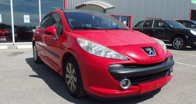 Peugeot 207 1.4 HDI70 URBAN 5P