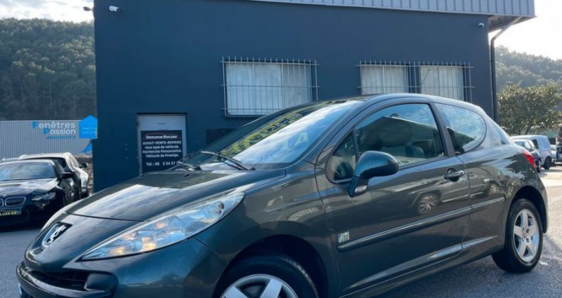 Peugeot 207 1.4 vti 95 cv garantie