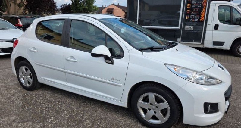 Peugeot 207 1.4l 95ch Forever