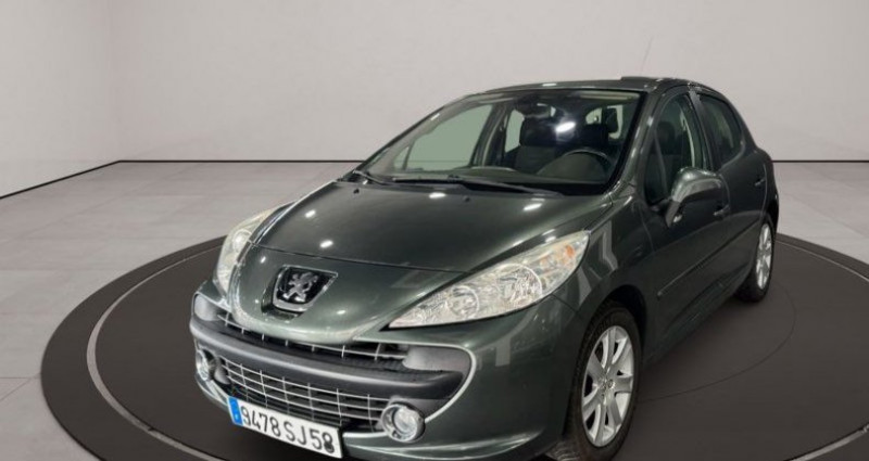 Peugeot 207 1.6 HDi 90 Ch Attelage Clim Régulateur de vitesse 2007 - photo n°2 Peugeot 207 1.6 HDi 90 Ch Attelage Clim Régulateur de vitesse  occasion à Nevers - photo n°2