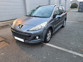 Peugeot 207 , garage FAST SERVICES AUTO  Coignires
