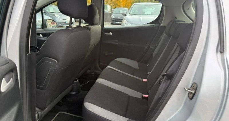 Peugeot 207 1.6 HDi90 Premium 5p 2008 - photo n°7 Peugeot 207 1.6 HDi90 Premium 5p  occasion à Saint Soupplets - photo n°7