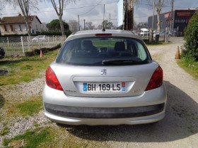 Peugeot 207 1.6 HDI90 TRENDY 5P  occasion  Aucamville - photo n6
