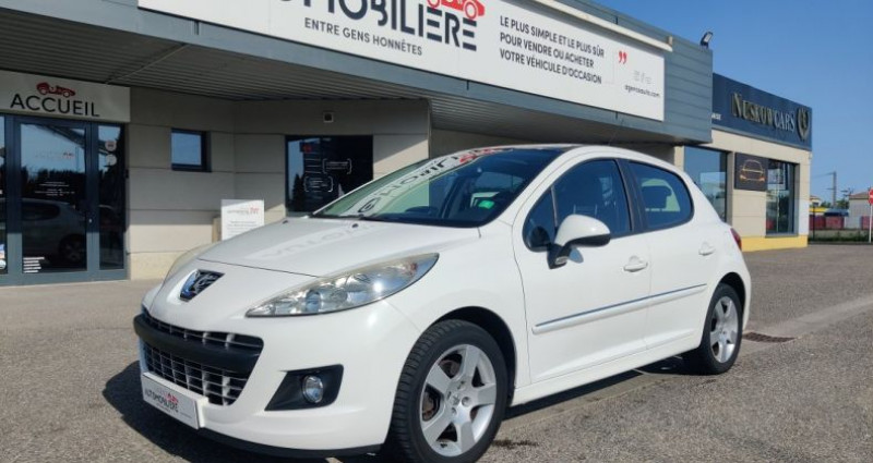 Peugeot 207 1.6 VTi 120 ch Féline