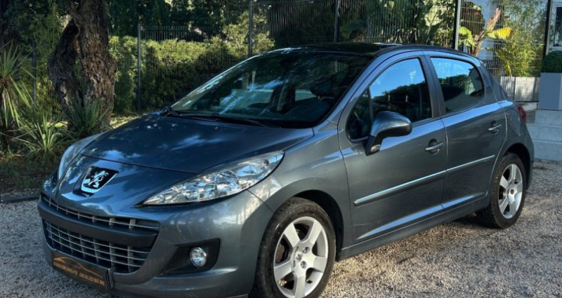 Peugeot 207 1.6 VTi 120ch Allure BVA / 2ÈME MAIN / ORIGINE FRANCE / VÉHI 2011 - photo n°2 Peugeot 207 1.6 VTi 120ch Allure BVA / 2ÈME MAIN / ORIGINE FRANCE / VÉHI  occasion à GASSIN - photo n°2