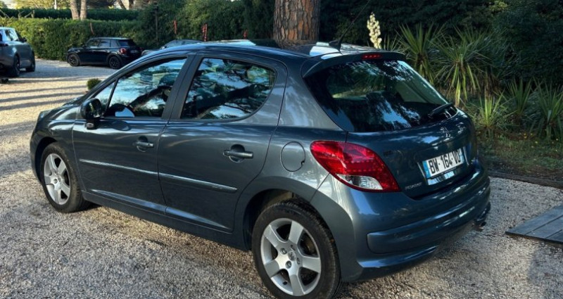 Peugeot 207 1.6 VTi 120ch Allure BVA / 2ÈME MAIN / ORIGINE FRANCE / VÉHI 2011 - photo n°4 Peugeot 207 1.6 VTi 120ch Allure BVA / 2ÈME MAIN / ORIGINE FRANCE / VÉHI  occasion à GASSIN - photo n°4