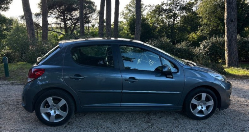 Peugeot 207 1.6 VTi 120ch Allure BVA / 2ÈME MAIN / ORIGINE FRANCE / VÉHI 2011 - photo n°7 Peugeot 207 1.6 VTi 120ch Allure BVA / 2ÈME MAIN / ORIGINE FRANCE / VÉHI  occasion à GASSIN - photo n°7