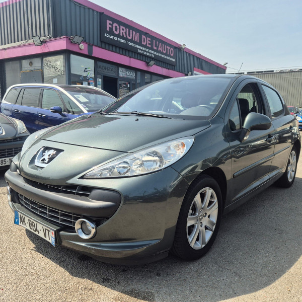 Peugeot 207 1.6 VTI 16V 120 FELINE 5P CUIR