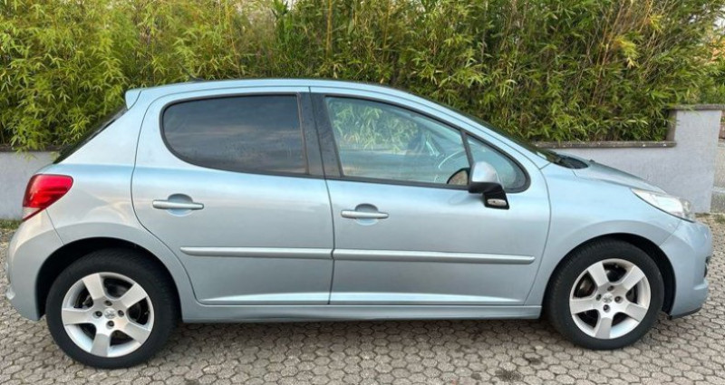 Peugeot 207 1.6 vti Allure Gps   bluetooth toit pano 2011 - photo n°3 Peugeot 207 1.6 vti Allure Gps   bluetooth toit pano  occasion à Wittelsheim - photo n°3