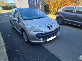 Peugeot 207 , garage FAST SERVICES AUTO  Coignires