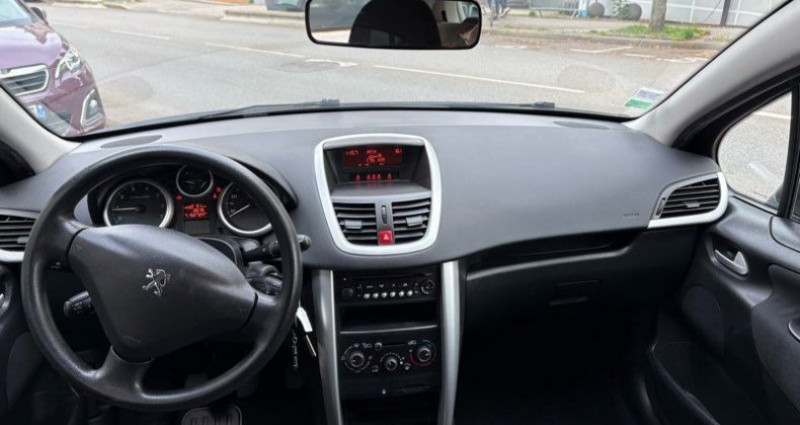 Peugeot 207 207  1.4 75 cv 07-2013 parfait état 2013 - photo n°5 Peugeot 207 207  1.4 75 cv 07-2013 parfait état  occasion à SAINT-ETIENNE - photo n°5