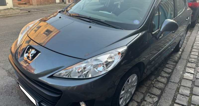 Peugeot 207 207+ 1,4i 75CH 1ère main