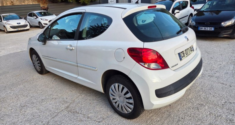 Peugeot 207 Access 1.4e 75ch 2012 - photo n°4 Peugeot 207 Access 1.4e 75ch  occasion à Les Pennes-Mirabeau - photo n°4
