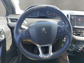 Peugeot 208 1.0 PureTech 68ch BVM  occasion  Beaupuy - photo n6