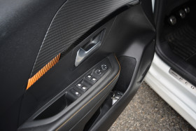 Peugeot 208 1.2  100CH S&S ROADTRIP  occasion  Toulouse - photo n16