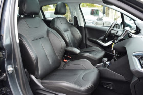 Peugeot 208 1.2  110CH FELINE S&S EAT6 5P  occasion  Toulouse - photo n15