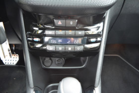 Peugeot 208 1.2  110CH FELINE S&S EAT6 5P  occasion  Toulouse - photo n5