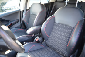 Peugeot 208 1.2  110CH GT LINE S&S 5P  occasion � Toulouse - photo n�9