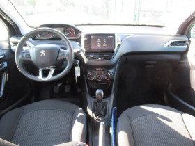 Peugeot 208 1.2  82CH E6.C SIGNATURE 5P  occasion  Toulouse - photo n3