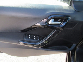 Peugeot 208 1.2  82CH E6.C SIGNATURE 5P  occasion  Toulouse - photo n18