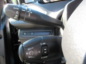 Peugeot 208 1.2  82CH E6.C SIGNATURE 5P  occasion  Toulouse - photo n6