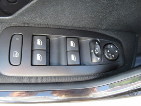 Peugeot 208 1.2  82CH E6.C SIGNATURE 5P  occasion  Toulouse - photo n13