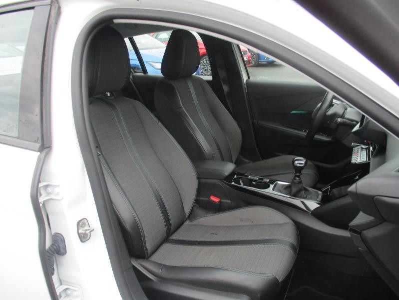 Peugeot 208 1.2 PureTech 100ch S&S Allure  occasion à MARSAC SUR L'ISLE - photo n°7