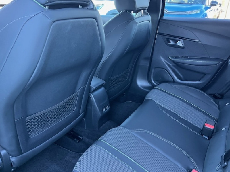 Peugeot 208 1.2 PURETECH 100CH S&S GT EAT8 2022 - photo n°17 Peugeot 208 1.2 PURETECH 100CH S&S GT EAT8  occasion à Albi - photo n°17