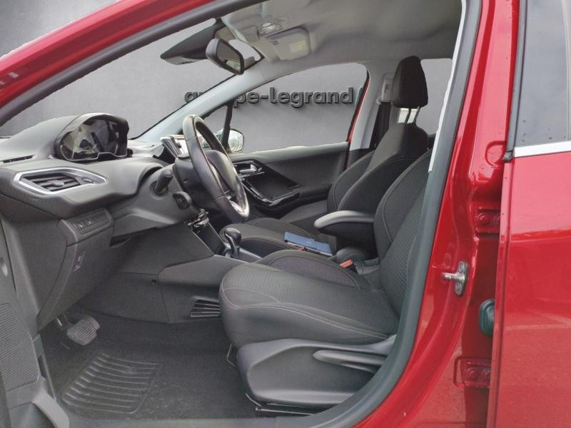 Peugeot 208 1.2 PureTech 110ch E6.c Tech Edition S&S EAT6 5p 2019 - photo n°9 Peugeot 208 1.2 PureTech 110ch E6.c Tech Edition S&S EAT6 5p  occasion à Le Havre - photo n°9