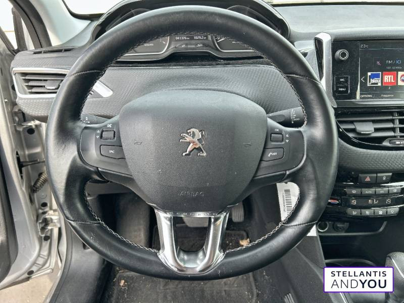 Peugeot 208 1.2 PureTech 110ch S&S EAT6 Allure  occasion  JOINVILLE LE PONT - photo n5
