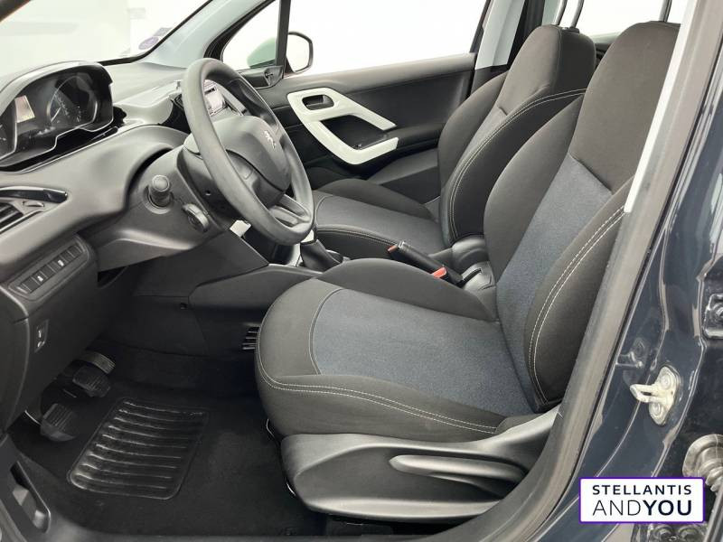 Peugeot 208 1.2 PureTech 68ch BVM5 Like  occasion   LOMME - photo n10