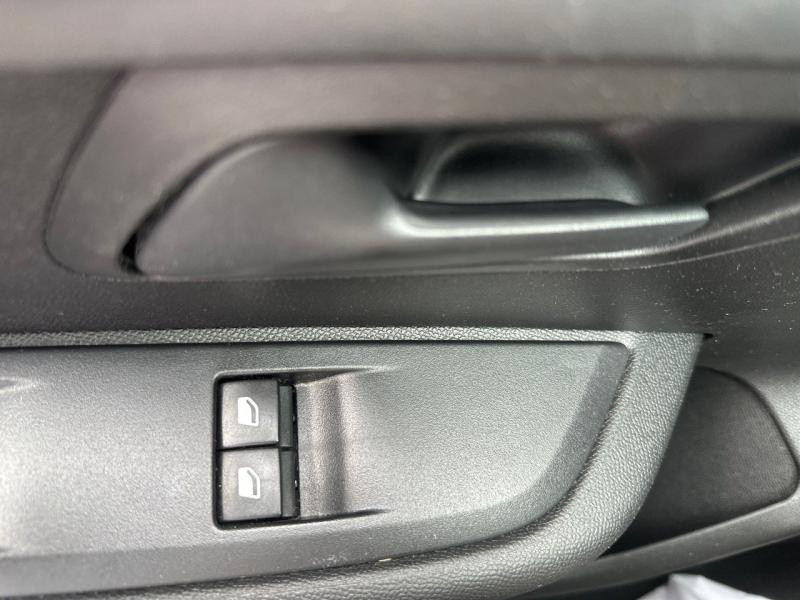 Peugeot 208 1.2 PureTech 75ch S&S Like 2021 - photo n°19 Peugeot 208 1.2 PureTech 75ch S&S Like  occasion à Le Havre - photo n°19