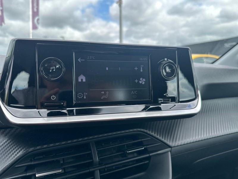 Peugeot 208 1.2 PureTech 75ch S&S Like 2021 - photo n°12 Peugeot 208 1.2 PureTech 75ch S&S Like  occasion à Le Havre - photo n°12