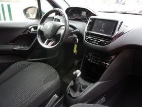 Peugeot 208 1.2 PURETECH 82CH ALLURE 5P  occasion  Toulouse - photo n12
