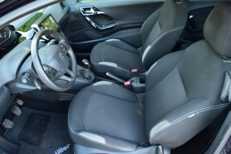 Peugeot 208 1.2 PureTech 82ch BVM  occasion  Beaupuy - photo n5
