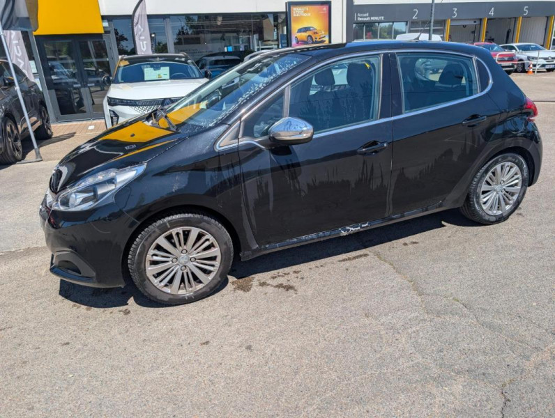 Peugeot 208 1.2 PureTech 82ch BVM5 Allure  occasion  JOIGNY - photo n9