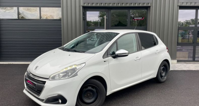 Peugeot 208 1.2 puretech 82ch bvm5 style