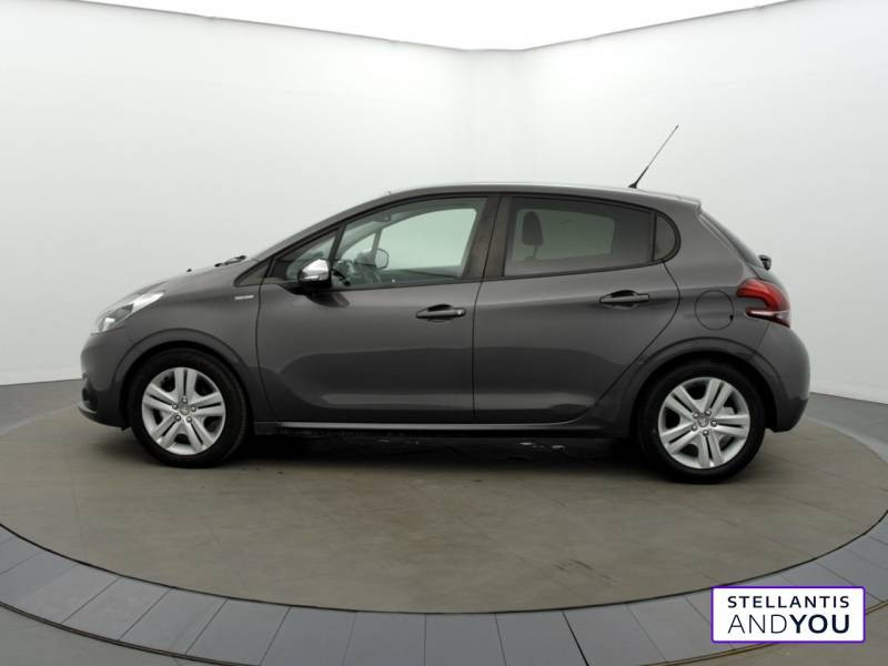 Peugeot 208 1.2 PureTech 82ch BVM5 Style  occasion  AULNAY - photo n2