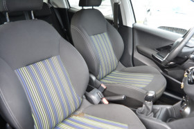 Peugeot 208 1.2 PURETECH 82CH URBAN SOUL 5P  occasion  Toulouse - photo n13