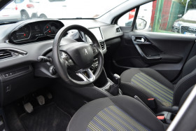 Peugeot 208 1.2 PURETECH 82CH URBAN SOUL 5P  occasion  Toulouse - photo n17