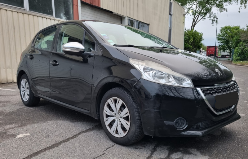 Peugeot 208 1.2 vti 70ch active