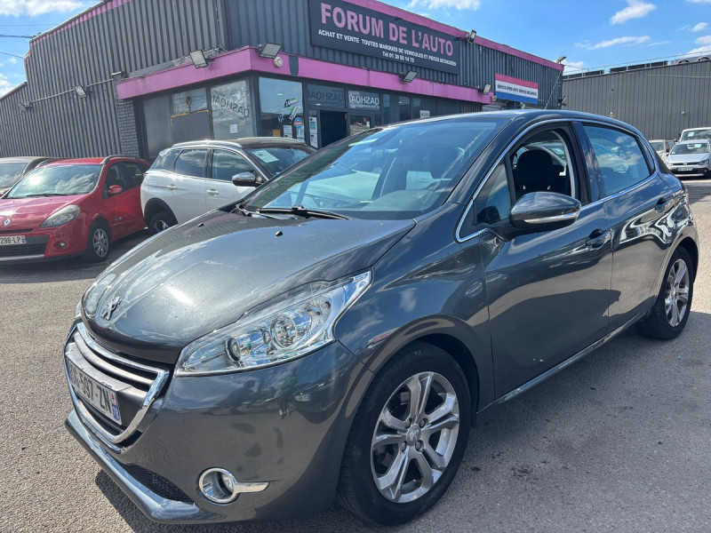 Peugeot 208 1.2 VTI 82 ACTIVE 5P TRÈS BON ÉTAT