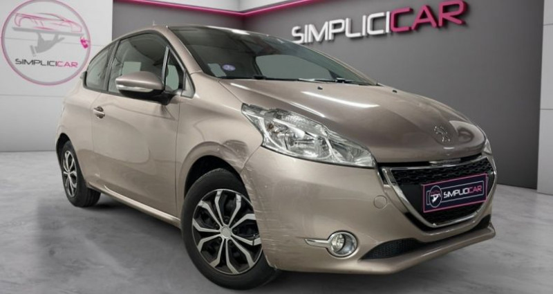 Peugeot 208 1.2 VTi 82ch BVM5 Active