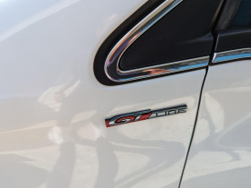 Peugeot 208 1.2i Pure Tech 12V S&S - 110  BERLINE GT Line  occasion � Ganges - photo n�8