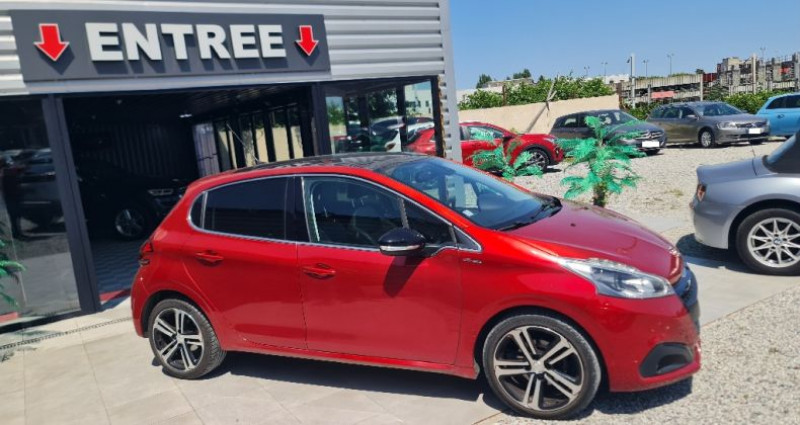 Peugeot 208 1.2L 110 CV SetS BVM6 PACK GT Line * 93 