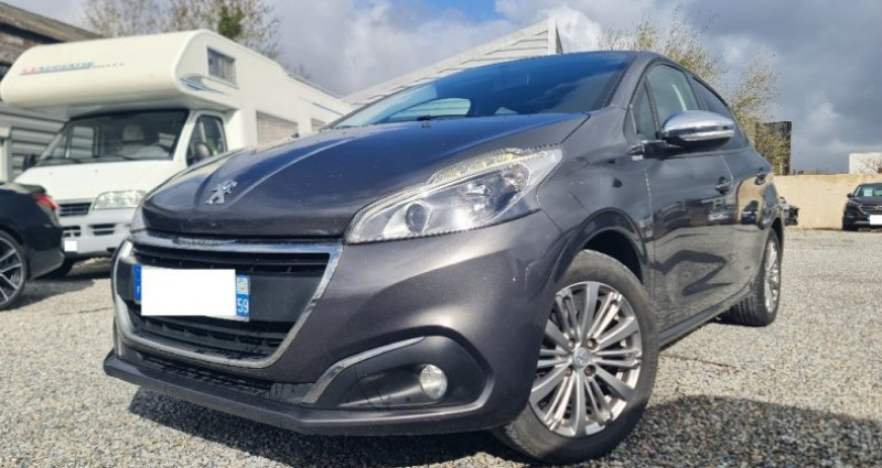Peugeot 208 1.2L 82 CV BVM5 Style * REPRISE POSSIBLE