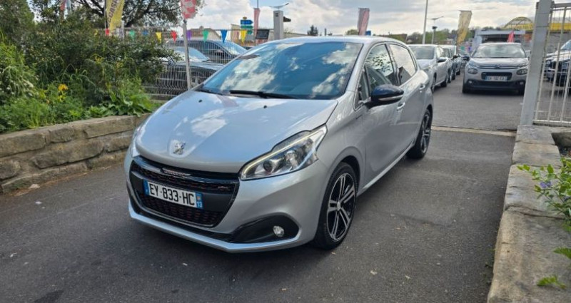 Peugeot 208 1.2l Ess 110 Gt Line 06-2018 Boite Auto 