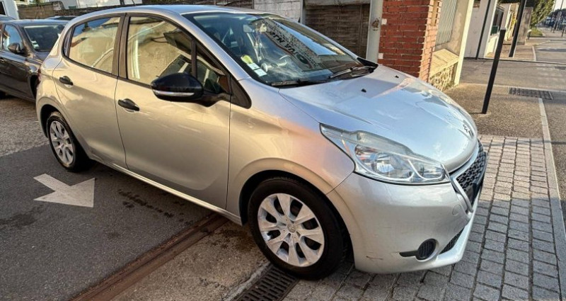 Peugeot 208 1.4 e-HDi FAP Active BMP5 5p 2012 - photo n°3 Peugeot 208 1.4 e-HDi FAP Active BMP5 5p  occasion à Corbeil-Essonnes - photo n°3